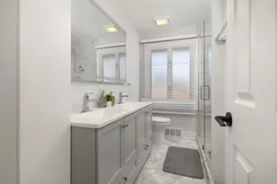 730 Skyline Dr, Barrington, IL 60010 - Photo 12