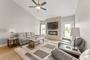 1 Prairie Trl, Monticello, IL 61856 - Photo 18