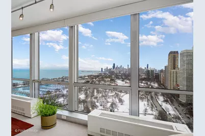 330 W Diversey Parkway #2701, Chicago, IL 60657 - Photo 18