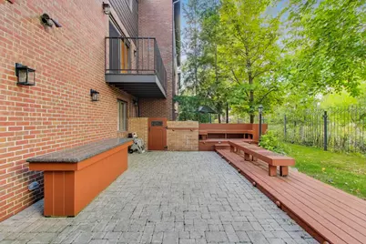 300 Boardwalk Place, Park Ridge, IL 60068 - Photo 46