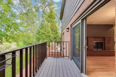 300 Boardwalk Place, Park Ridge, IL 60068 - Photo 14
