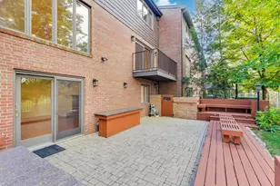 300 Boardwalk Pl, Park Ridge, IL 60068 - Photo 48