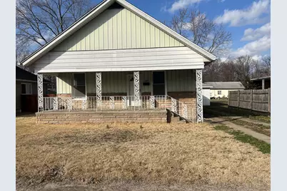 1109 W Adams Street, Herrin, IL 62948 - Photo 1