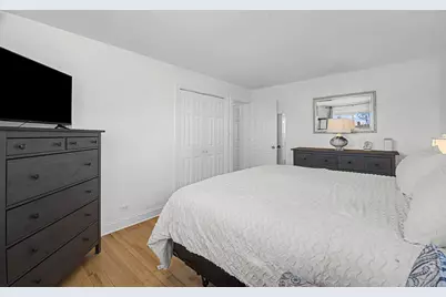 102 S Adeline Avenue, Addison, IL 60101 - Photo 16