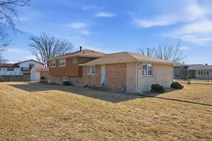 10459 S 81st Ave, Palos Hills, IL 60465 - Photo 24