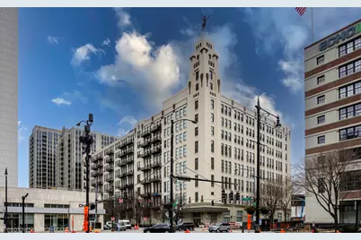 758 N Larrabee Street #709, Chicago, IL 60654 - Photo 1