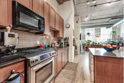 758 N Larrabee Street #709, Chicago, IL 60654 - Photo 10
