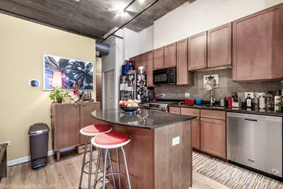 758 N Larrabee Street #709, Chicago, IL 60654 - Photo 8