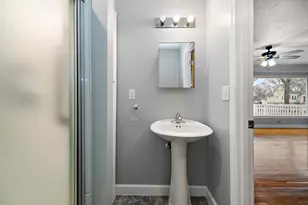 600 E Mulberry St, Watseka, IL 60970 - Photo 12