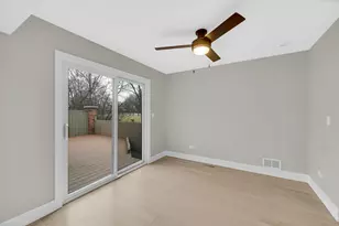 101 W Brighton Pl, Mount Prospect, IL 60056 - Photo 10