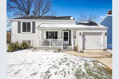 1020 Newberry Avenue, La Grange Park, IL 60526 - Photo 1