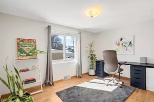 1020 Newberry Ave, La Grange Park, IL 60526 - Photo 12