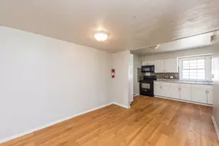 [Address not provided], Zion, IL 60099 - Photo 8