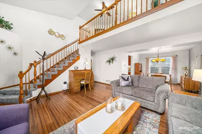 724 Small Court, Naperville, IL 60563 - Photo 4