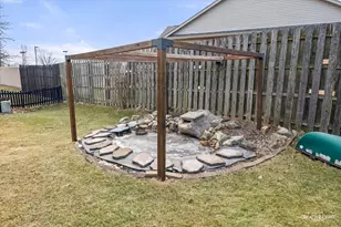 724 Small Ct, Naperville, IL 60563 - Photo 20