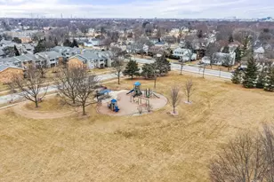 724 Small Ct, Naperville, IL 60563 - Photo 26