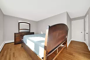 484 Shenstone Rd, Riverside, IL 60546 - Photo 18