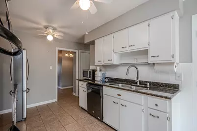 2S164 Beaumont Lane, Lombard, IL 60148 - Photo 14