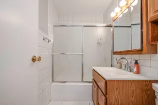 2S164 Beaumont Ln, Lombard, IL 60148 - Photo 18