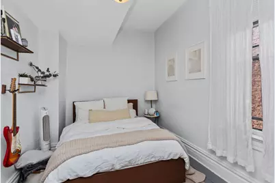 1033 W Wellington Avenue, Chicago, IL 60657 - Photo 16