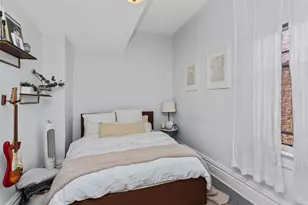 1033 W Wellington Ave, Chicago, IL 60657 - Photo 16