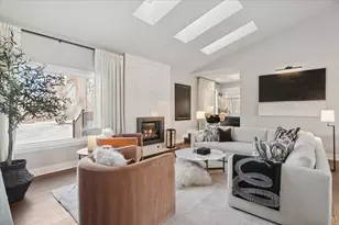 1828 White Fence Ln, Libertyville, IL 60048 - Photo 10