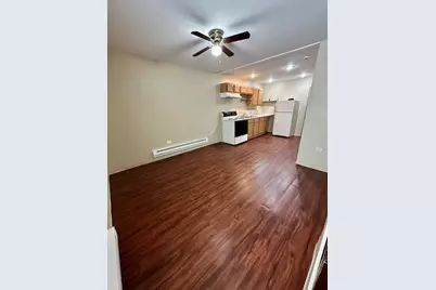 690 W Judson Street #8, Carbon Hill, IL 60416 - Photo 2