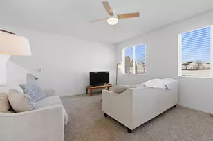 2006 Serenity Ln, Woodstock, IL 60098 - Photo 8