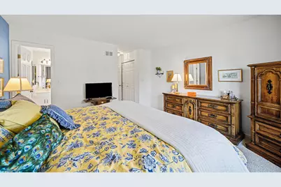 [Address not provided], Wheaton, IL 60189 - Photo 18