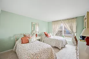 [Address not provided], Wheaton, IL 60189 - Photo 20