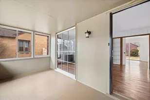 575 S Wall St, Kankakee, IL 60901 - Photo 10