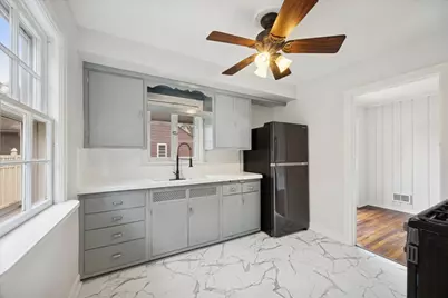 575 S Wall Street, Kankakee, IL 60901 - Photo 6