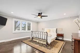 2S630 Ave Chateaux E, Oak Brook, IL 60523 - Photo 22