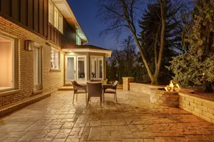 2S630 Ave Chateaux E, Oak Brook, IL 60523 - Photo 52