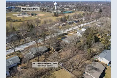 6825 Meadowcrest Drive, Downers Grove, IL 60516 - Photo 24