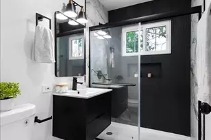 600 N Iowa Ave, Villa Park, IL 60181 - Photo 6