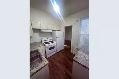 226 S 4th Street #226, Aurora, IL 60505 - Photo 2