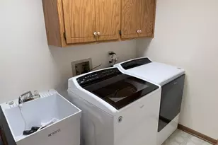 10935 Colorado Ct, Orland Park, IL 60467 - Photo 8