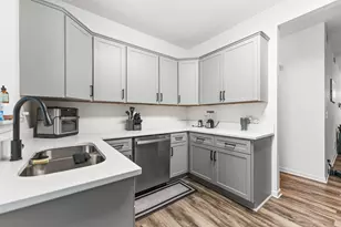 1455 Reserve Ln, Dekalb, IL 60115 - Photo 10