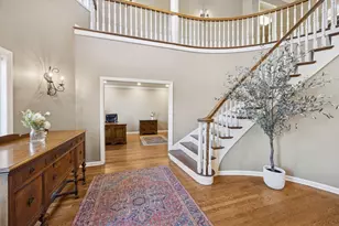 8S230 Hampton Cir, Naperville, IL 60540 - Photo 2