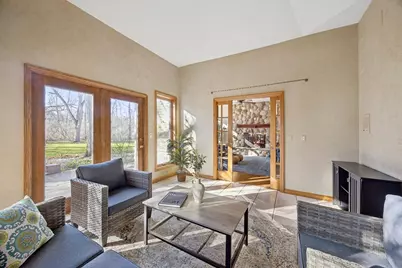 8S230 Hampton Circle, Naperville, IL 60540 - Photo 6