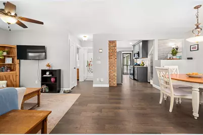 835 Albert Avenue, Sycamore, IL 60178 - Photo 14