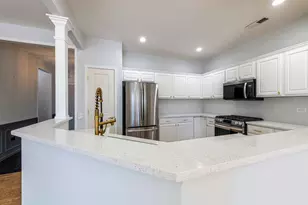 12334 Daphne Dr, Huntley, IL 60142 - Photo 8