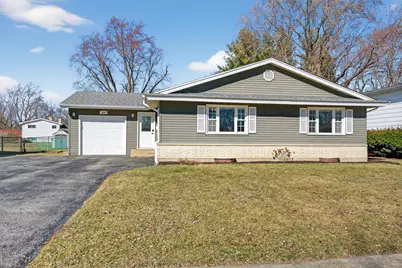 380 Dartmoor Drive, Crystal Lake, IL 60014 - Photo 1