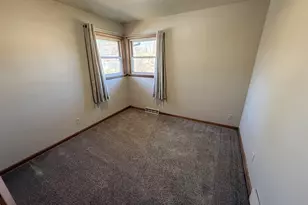 4524 Newcastle Rd, Rockford, IL 61108 - Photo 8