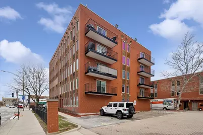 1041 Susan Collins Lane #203, Oak Park, IL 60302 - Photo 2