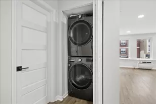 1041 Susan Collins Ln, Oak Park, IL 60302 - Photo 20