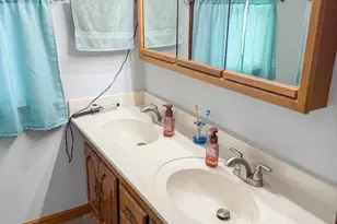 1226 N Walnut St, Danville, IL 61832 - Photo 4