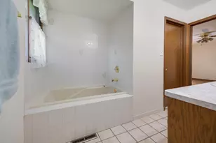 [Address not provided], Mokena, IL 60448 - Photo 20