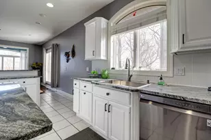 1117 Melody Hills Dr, Fulton, IL 61252 - Photo 8